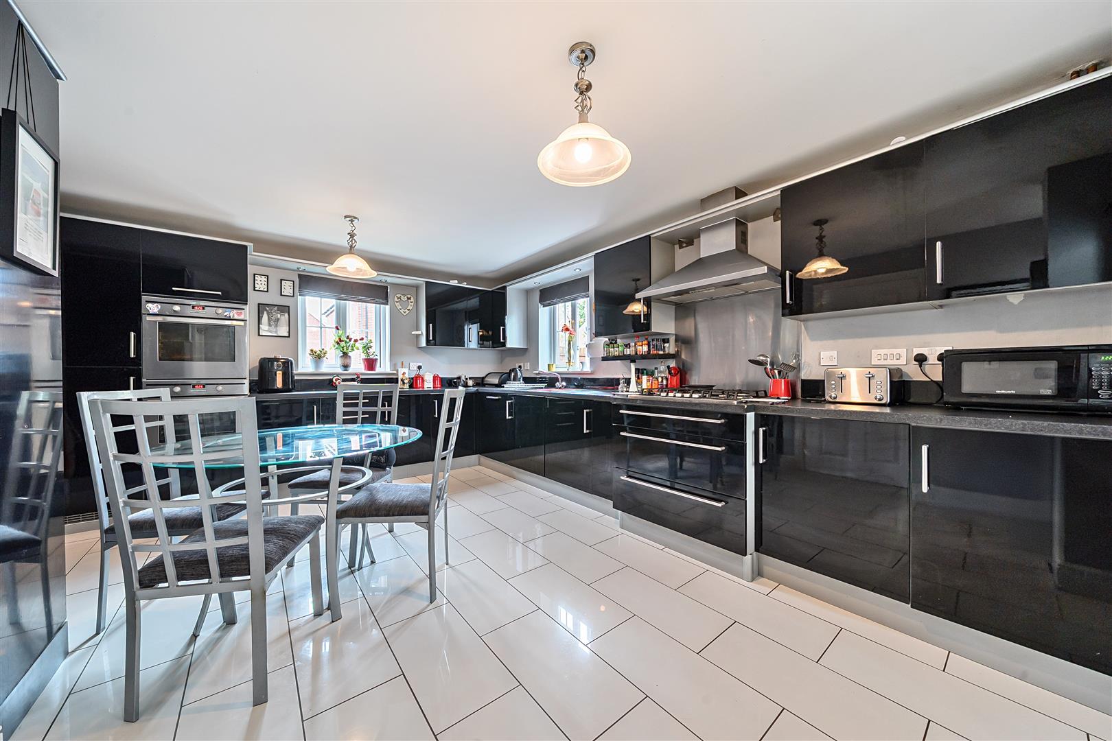 Parc Y Garreg, Kidwelly, SA17 4PU